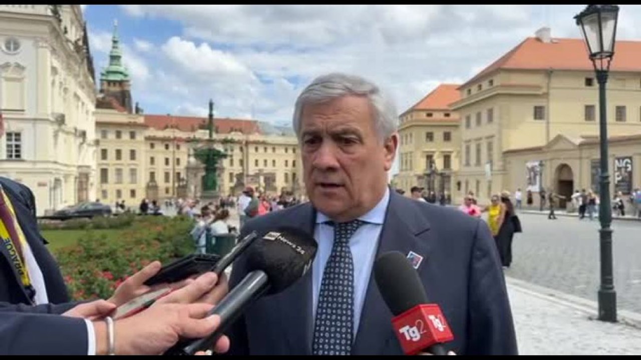Nato, Tajani: ho ribadito il no a uso nostre armi fuori dall'Ucraina
