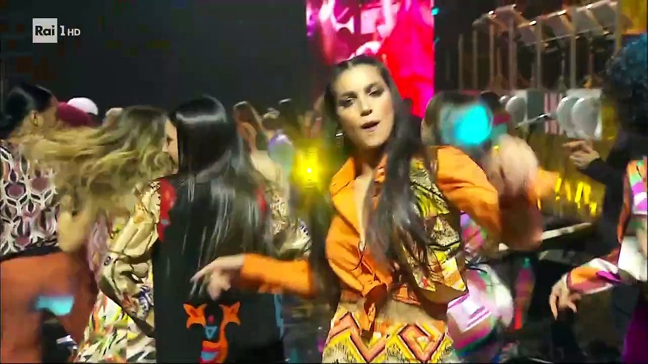 Good Times & Everybody Dance Medley (Live) - Chic Feat. Nile Rodgers