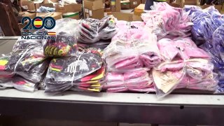 Confiscan en España once toneladas de camisetas de fútbol falsificadas