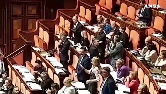 Premierato, rissa sfiorata in Senato: seduta sospesa