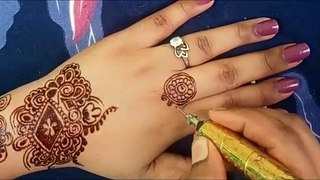 exotic backhand  mehndi designs