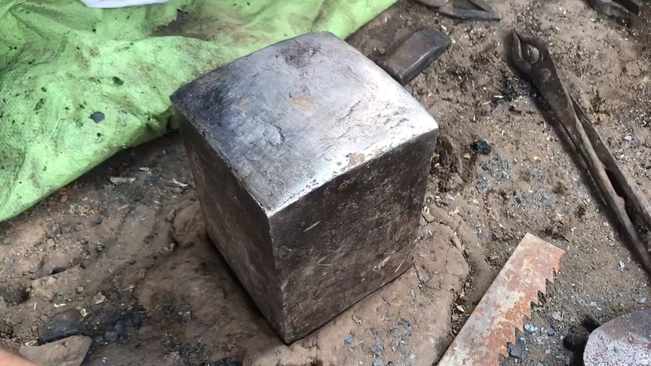 Process of Making Sharp Slaughter Knife From an Old file ManufacturingMeat Knives.