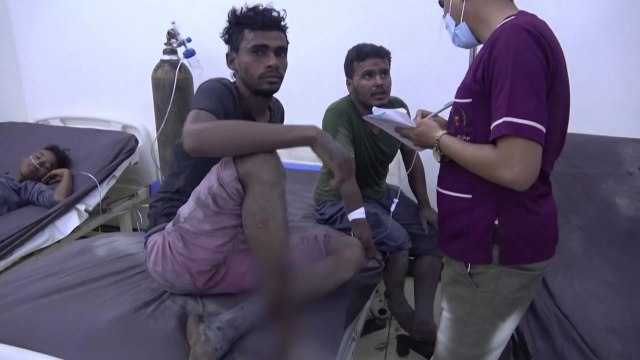 미·영, 예멘 후티 반군 공습...반군 측 16명 사망 / YTN