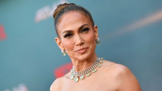 GALA VIDEO - Coup dur pour Jennifer Lopez : alors que son couple va mal, sa tournée est annulée