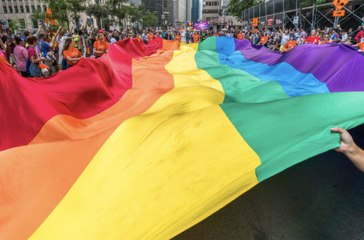 6 Great Ways to Celebrate Pride Month