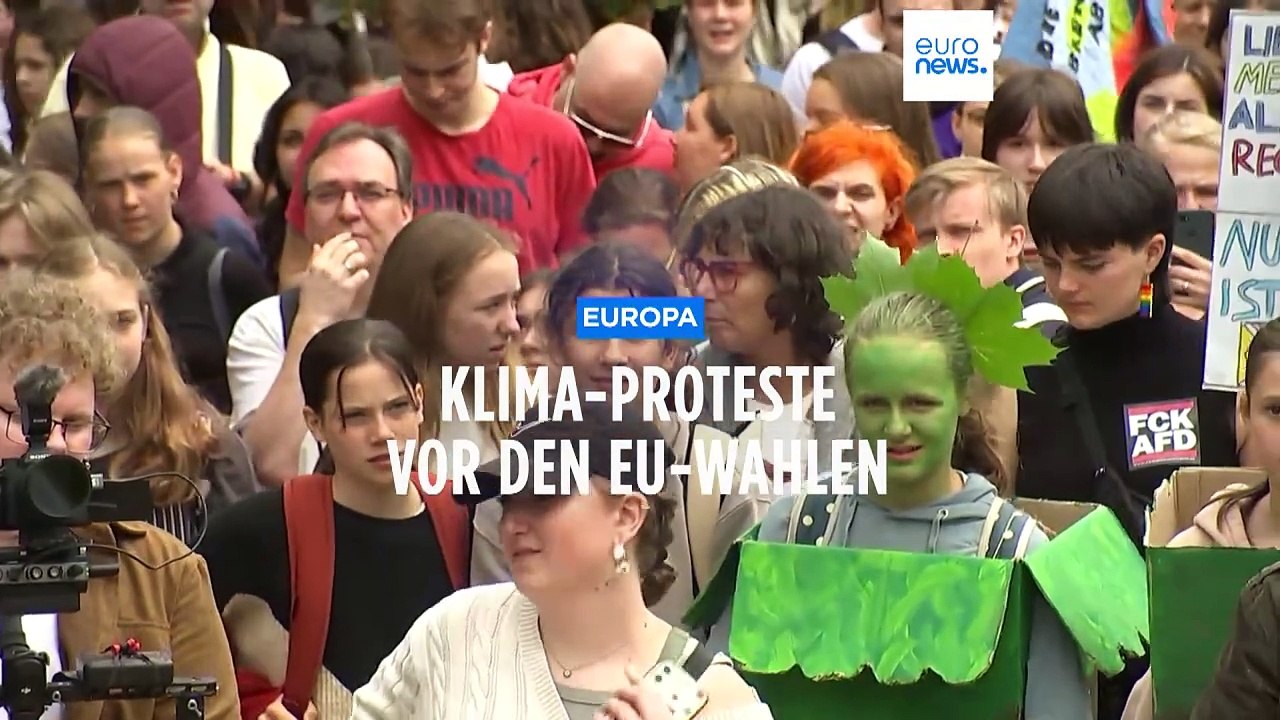 Tausende beim 'Klimastreik zur EU-Wahl' in Berlin und Amsterdam