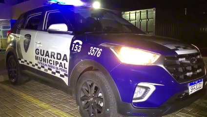 Mulher vai à Delegacia após ex-namorada persegui-la com uma faca