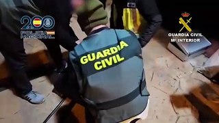 Desarticulado un grupo criminal que introducía cocaína oculta en bolsas de ropa sucia por el aeropuerto de Adolfo Suarez-Madrid Barajas