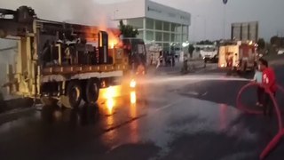 Fire :  ​दिल्ली हाइवे पर डीटीसी मशीन व शाहपुरा में तेल टैंकर में लगी आग