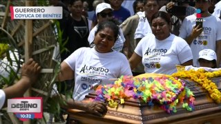Entre aplausos y porras, sepultaron a Alfredo Cabrera, candidato asesinado en Coyuca de Benítez