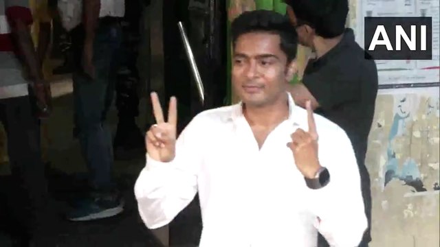 ‘শেষ দফায় বাংলার ৯ টি আসনেই তণমূল জিতবে’, ভোট দেওয়ার পর আশাবাদী অভিষেক