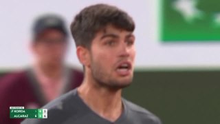 Roland-Garros - Alcaraz domine Korda