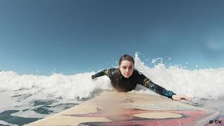 Feeling the waves: Visually-impaired surfer Carmen López