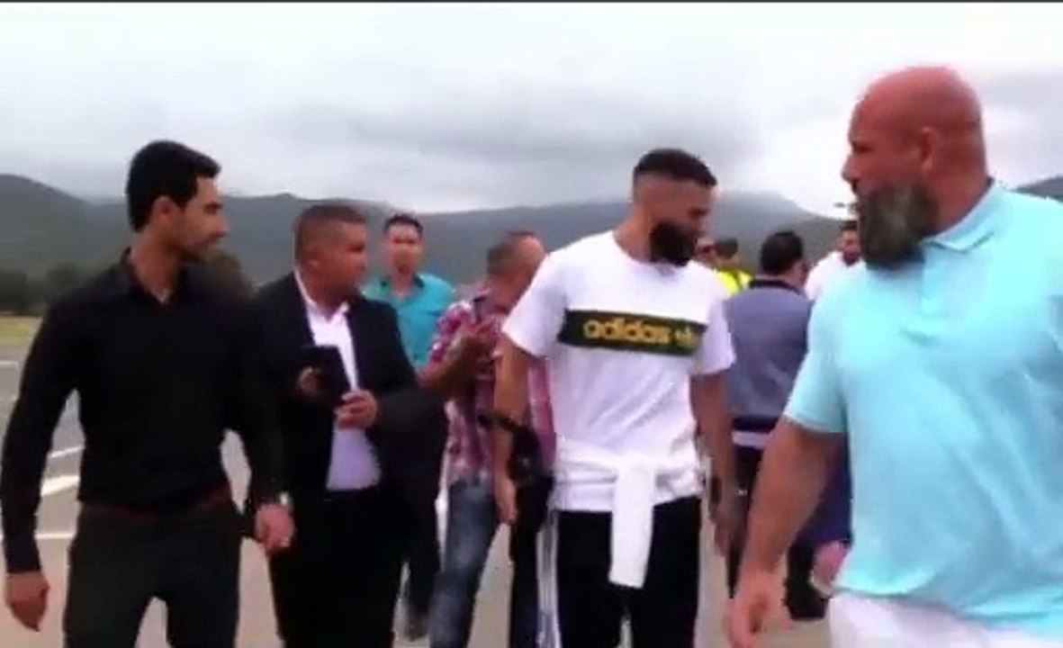 فيديو وصول #كريم_بن_زيمة إلى الجزائر