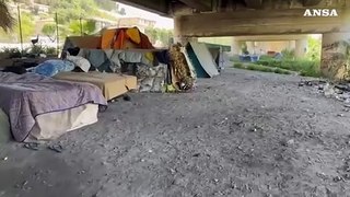 Ventimiglia, la tenda nella quale e' stato trovato morto un giovane migrante