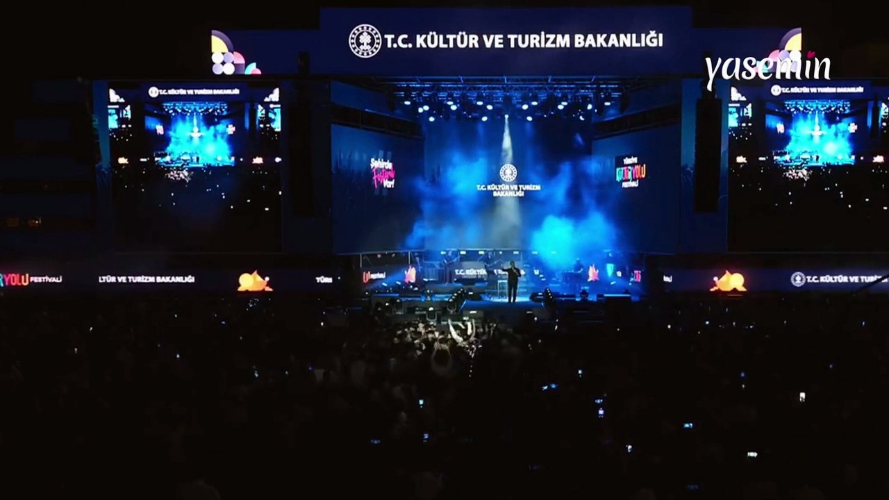 Şanlıurfa Kültür Yolu Festivali'nde sahne alan Uğur Işılak: "Medeniyetin başladığı yerdeyiz"