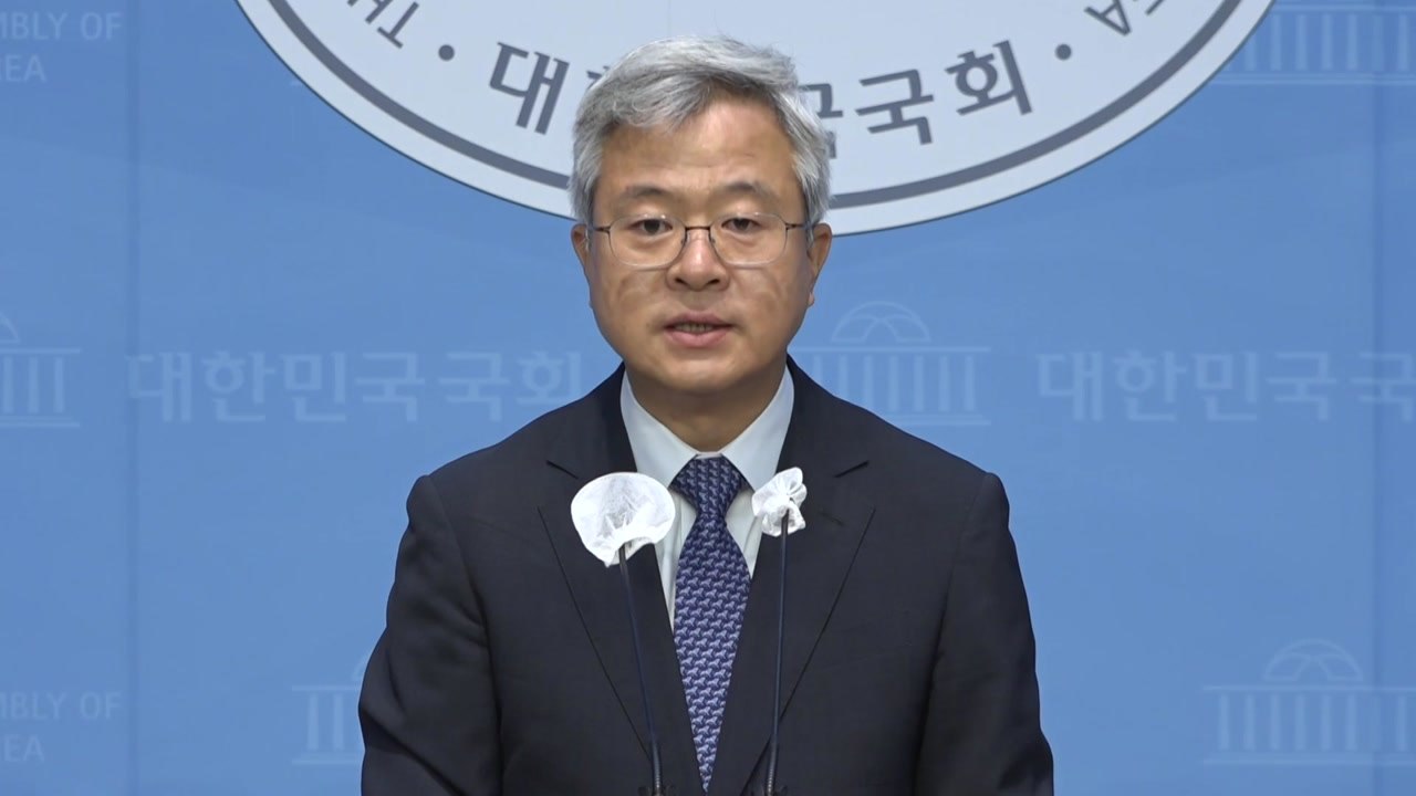 조국혁신당, '尹 축하 난 거부' 비판에 "與, 협치 뜻 모르나" / YTN