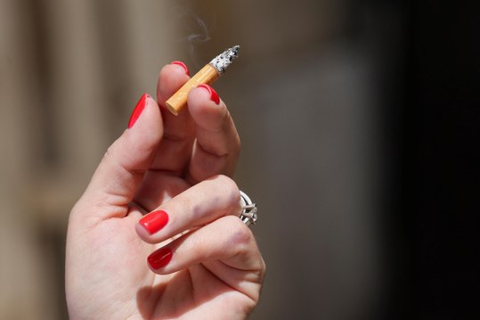 Vers un paquet de cigarettes à 25 euros en 2040 ?
