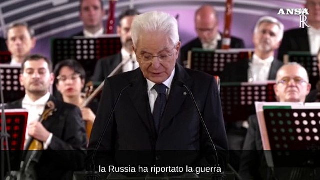 Mattarella: Dalla Russia un'angosciosa corsa agli armamenti
