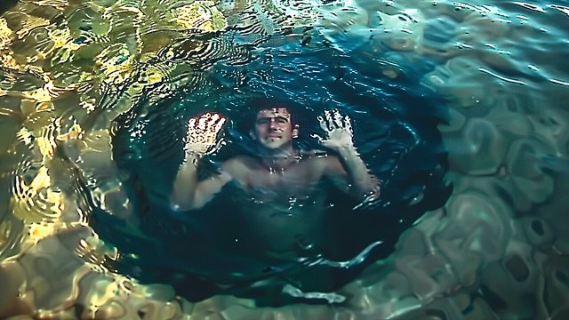 Vous Pouvez Nager Ici, Mais Vous Ne Devriez Vraiment Pas Le Faire