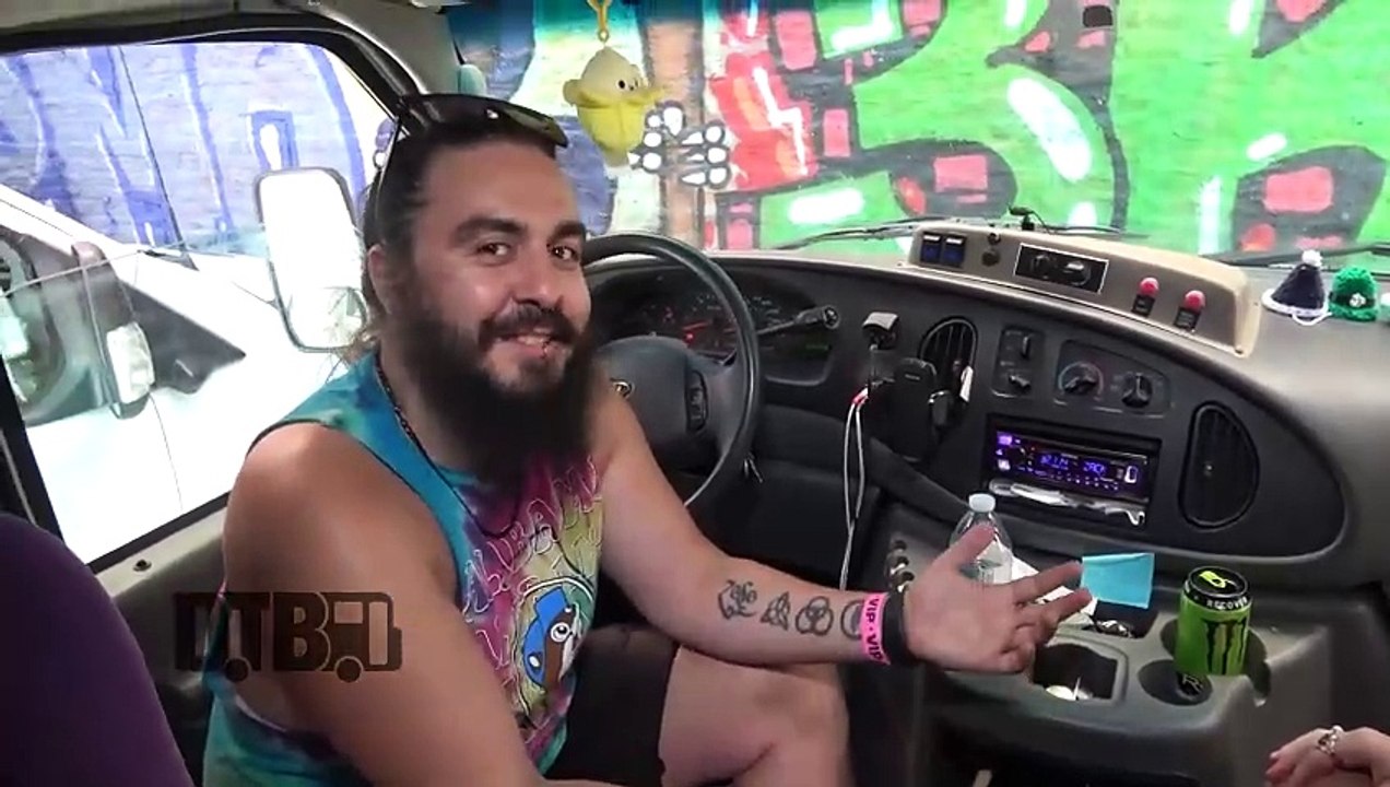 Lutharo - BUS INVADERS Ep. 1922