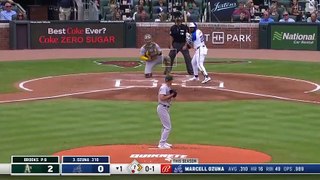 ¡Marcell Ozuna la sacó el jardín central!