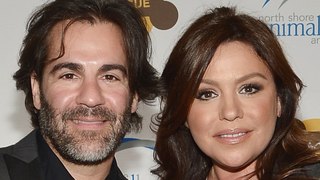 Weird Things Everyone Ignores About Rachael Ray's Marriage