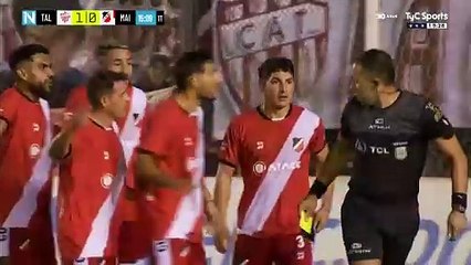Penal y gol de Talleres