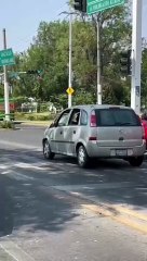 Un hombre fue atropellado por dos vehículos sobre Prolongación Alcalde