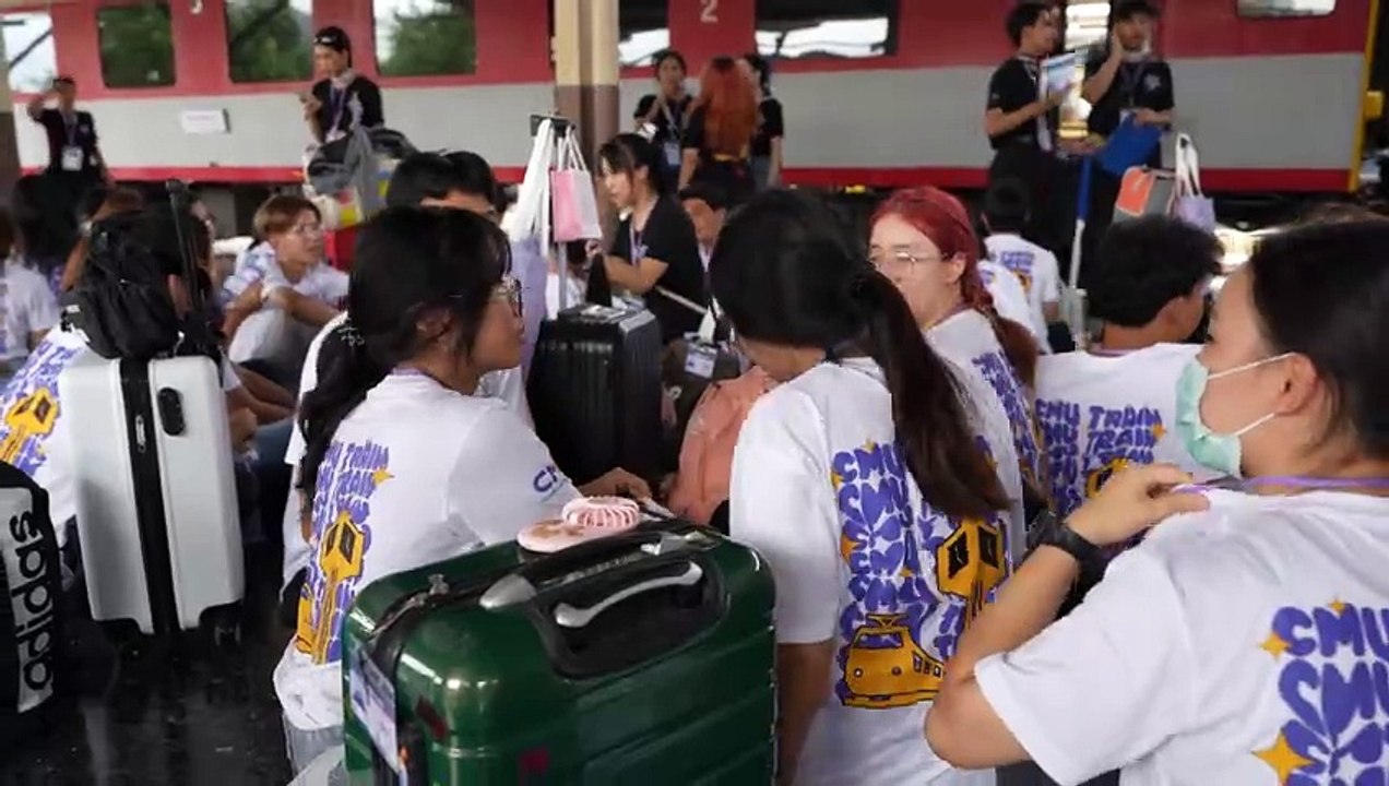 ประเพณีรับน้องรถไฟ 2567
