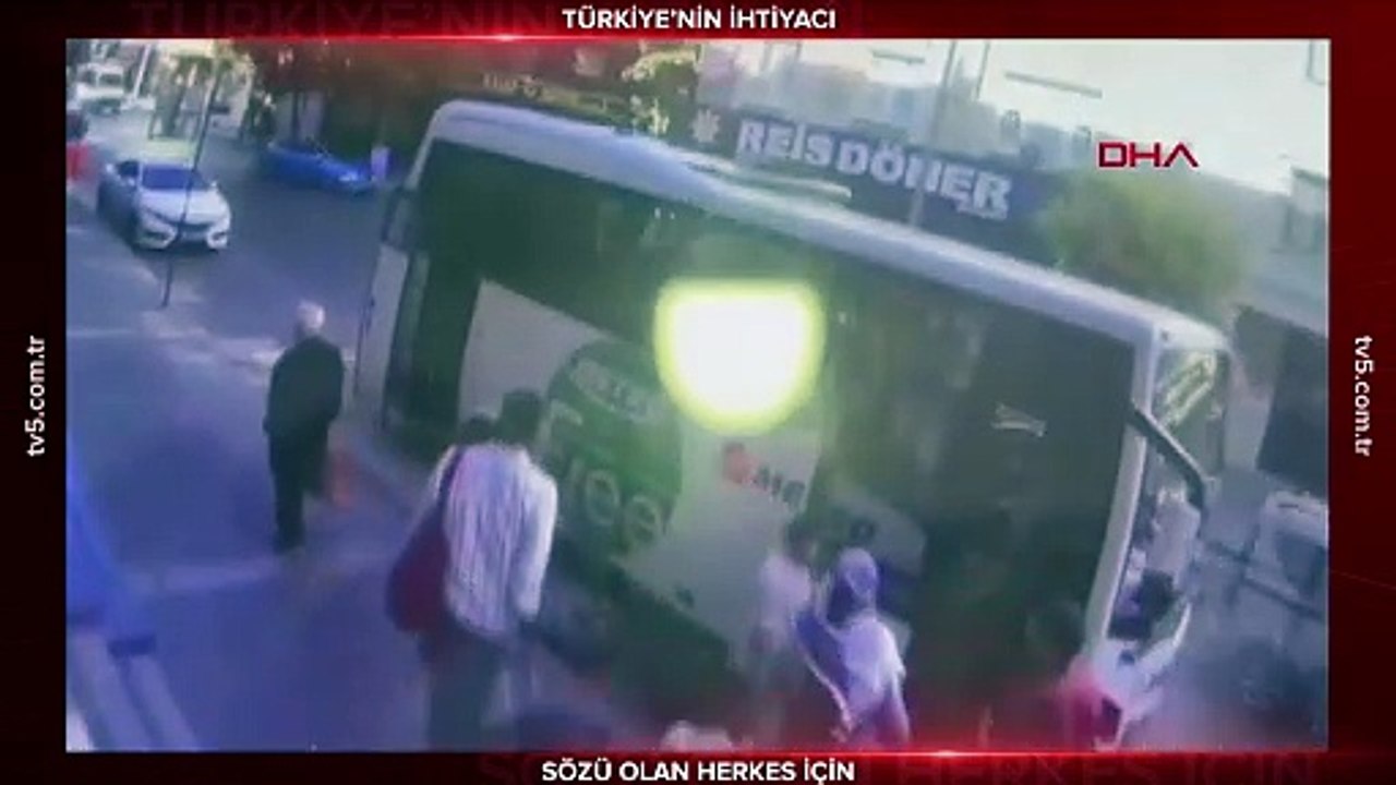 Küçükçekmece'de binanın çökme anı kamerada