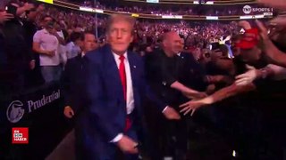 Trump, UFC karşılaşmasında alkışlandı