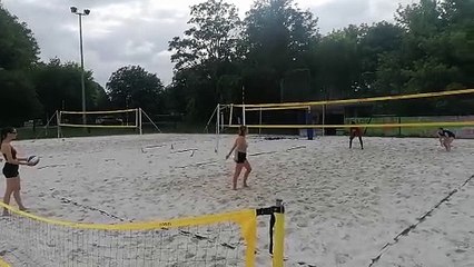 Salamandrebeach4 balle de match tournoi feminin