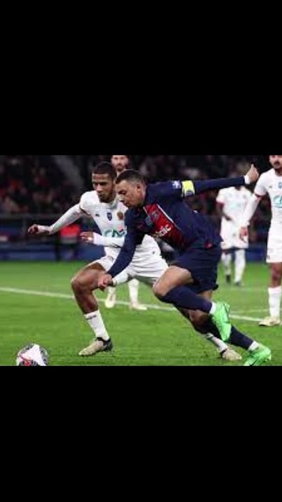 BESt football short skill#Mbappeskill#football#mbappe#skills#short #youtubshort #highlights  #202406020412