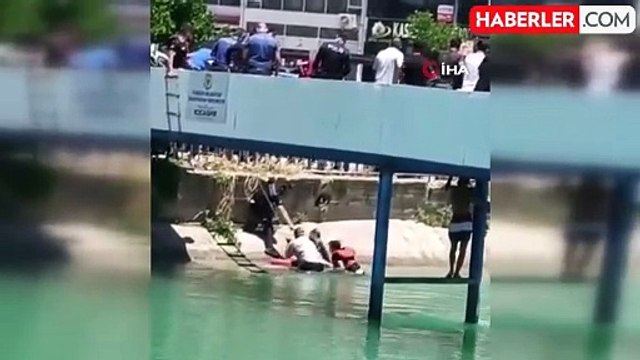 Adana'da kanalda can pazarı: Boğulma tehlikesi geçiren genci polis ve vatandaş el ele vererek böyle kurtardı