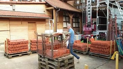 France: menacées de disparition, des maisons alsaciennes retrouvent leur lustre d'antan