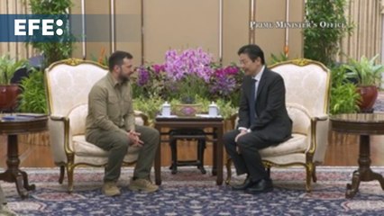 Télécharger la video: Zelenski se reúne con el primer ministro de Singapur