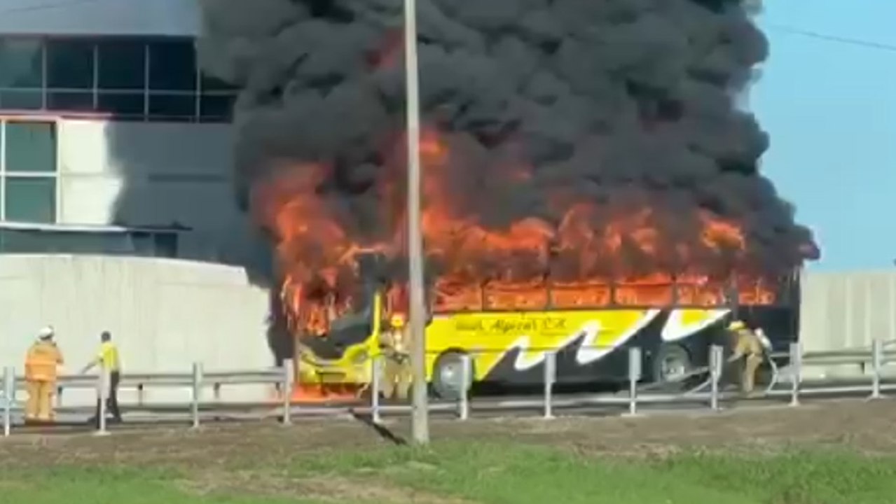 ext-incendio-de-autobus-020624