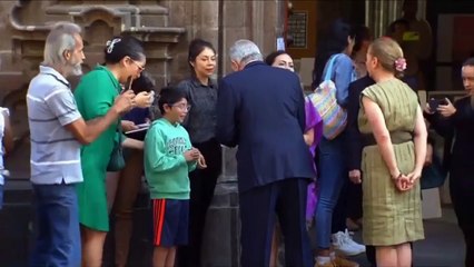 AMLO emite su voto en la jornada electoral 2024; ¡Ánimo!, dice