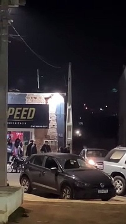 Motoristas se envolvem em briga, fogem e batem em carro parado em Canoinhas 1