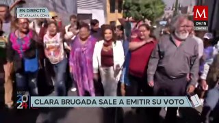 Clara Brugada acude a emitir su voto en la alcaldía Iztapalapa