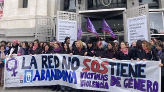 Las trabajadoras de la red municipal de violencia machista de Madrid, en huelga