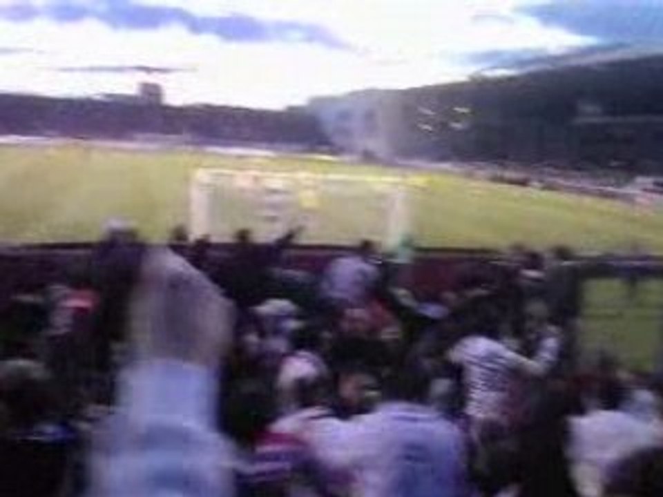 Nîmes 2 - 1 Arles  1er but