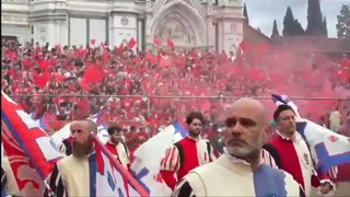 Calcio storico fiorentino, la seconda semifinale vinta dai Rossi