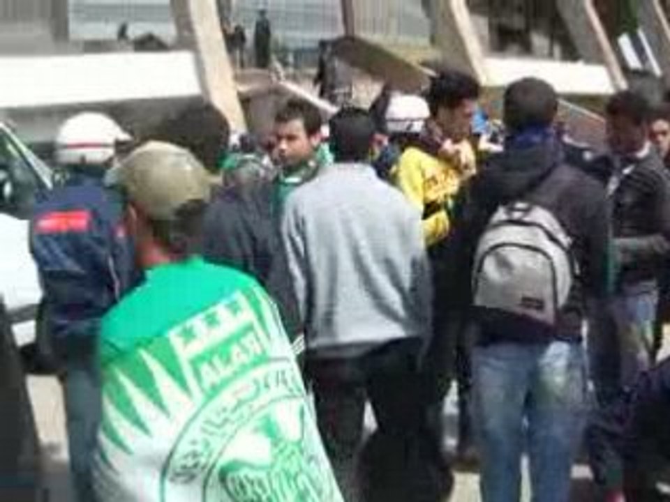 MAGANISTA CONTRE LHOKOMA FARAWIA