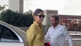 Kareena Kapoor Spotted at Ariport