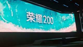 مراجعة HONOR 200 Pro: هل يغير قواعد اللعبة؟