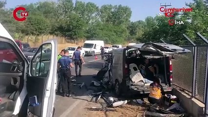 Tekirdağ’da işçi servisi ile panelvan çarpıştı 2 ölü, 10 yaralı