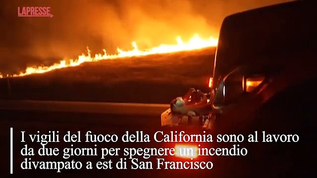 California, vasto incendio a est di San Francisco: bruciati migliaia di ettari di terreno