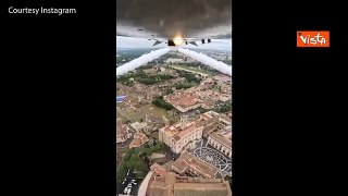 Il sorvolo delle Frecce Tricolori visto da dentro la cabina di pilotaggio